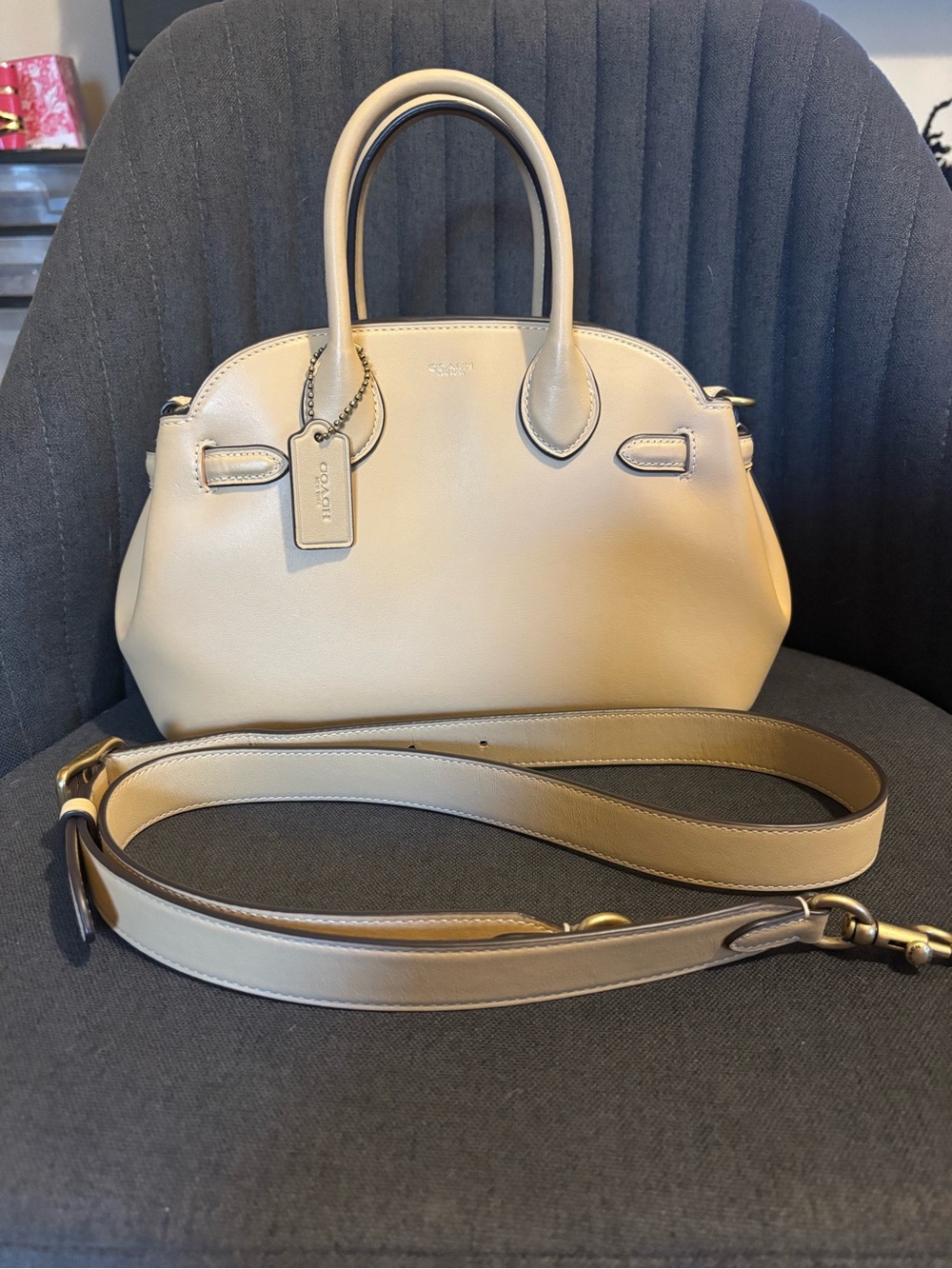 Coach Empire Carryall Bag 26 in Tan 🤎 - Picture 10 of 15